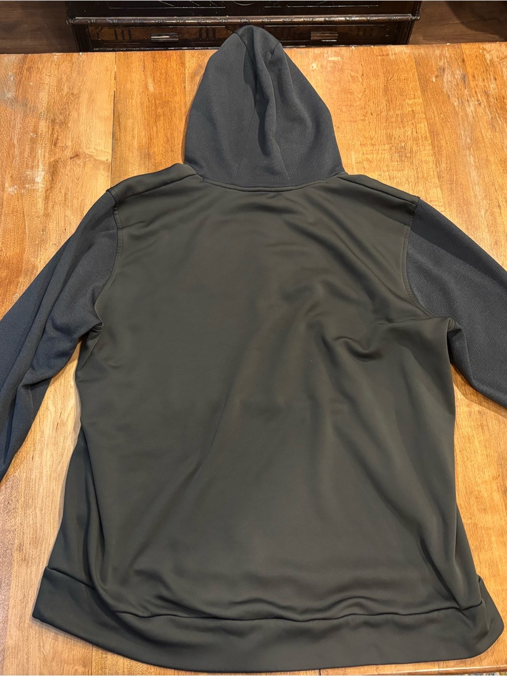 Under Armour Olive Green and Black Hooded Performance Pullover - Picture 2 of 6